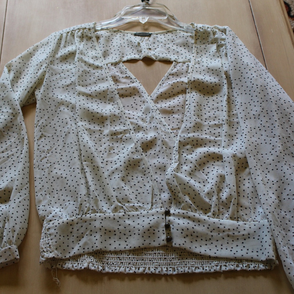 Buckle shirt